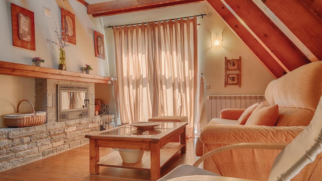 Saplan Real Estate Era Lana Daire Les Dış mekan fotoğraf